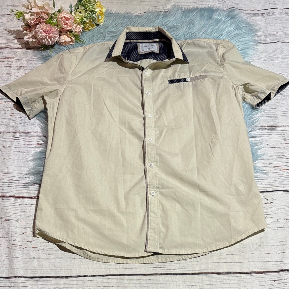 Craft + Flow Men's Beige Short Sleeve Button Down Shirt sz M